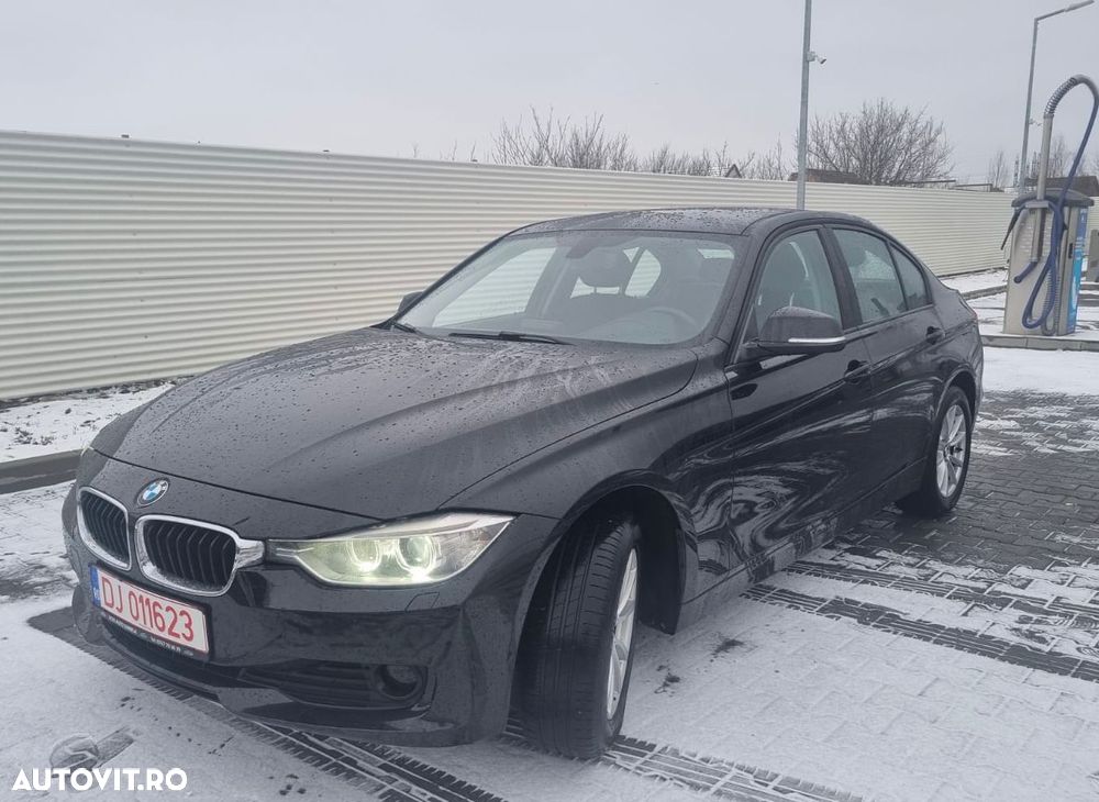 BMW Seria 3 318d DPF Edition Exclusive - 4
