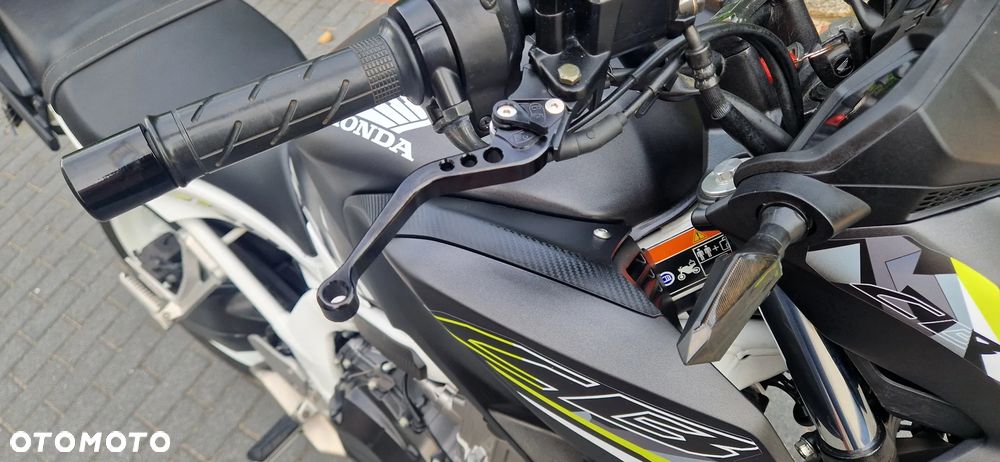 Honda CB - 9