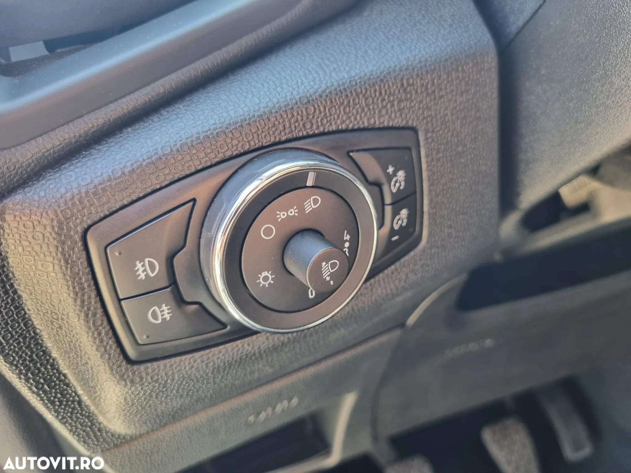 Ford EcoSport 1.0 EcoBoost Titanium - 27