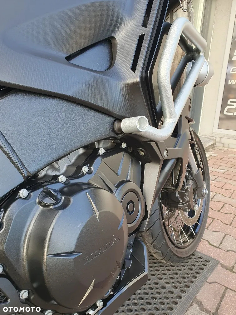 Honda VFR - 22