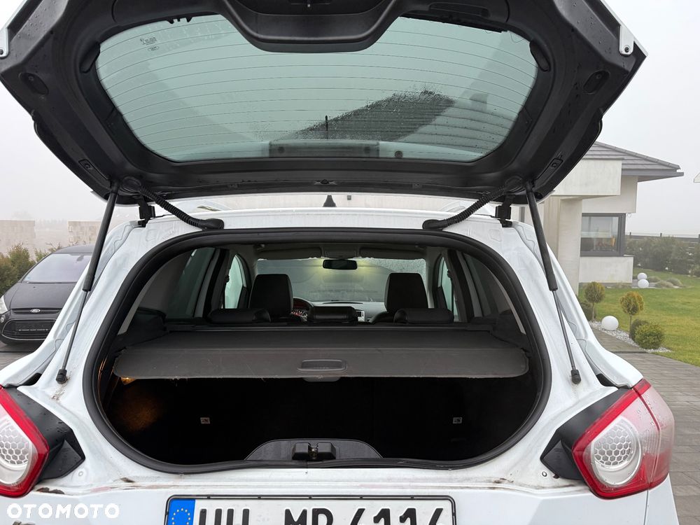 Ford Kuga 2.0 TDCi 2x4 Titanium - 24