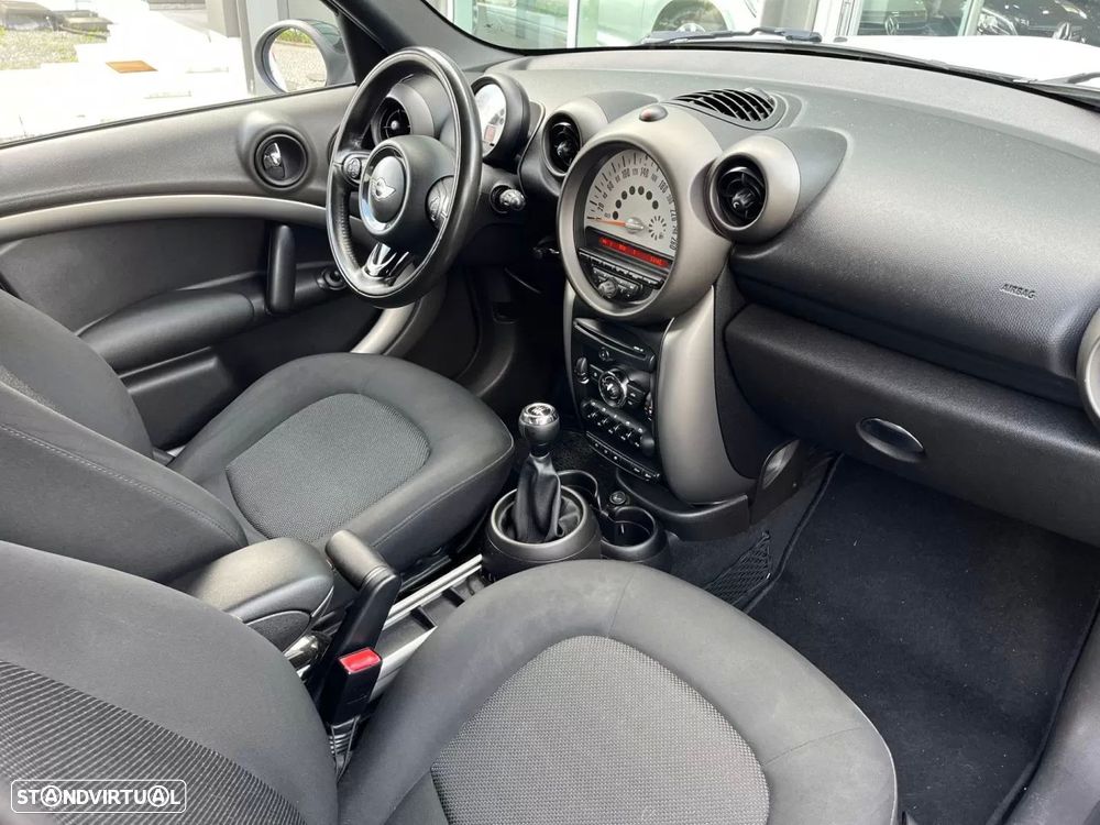 MINI Countryman Cooper D - 12