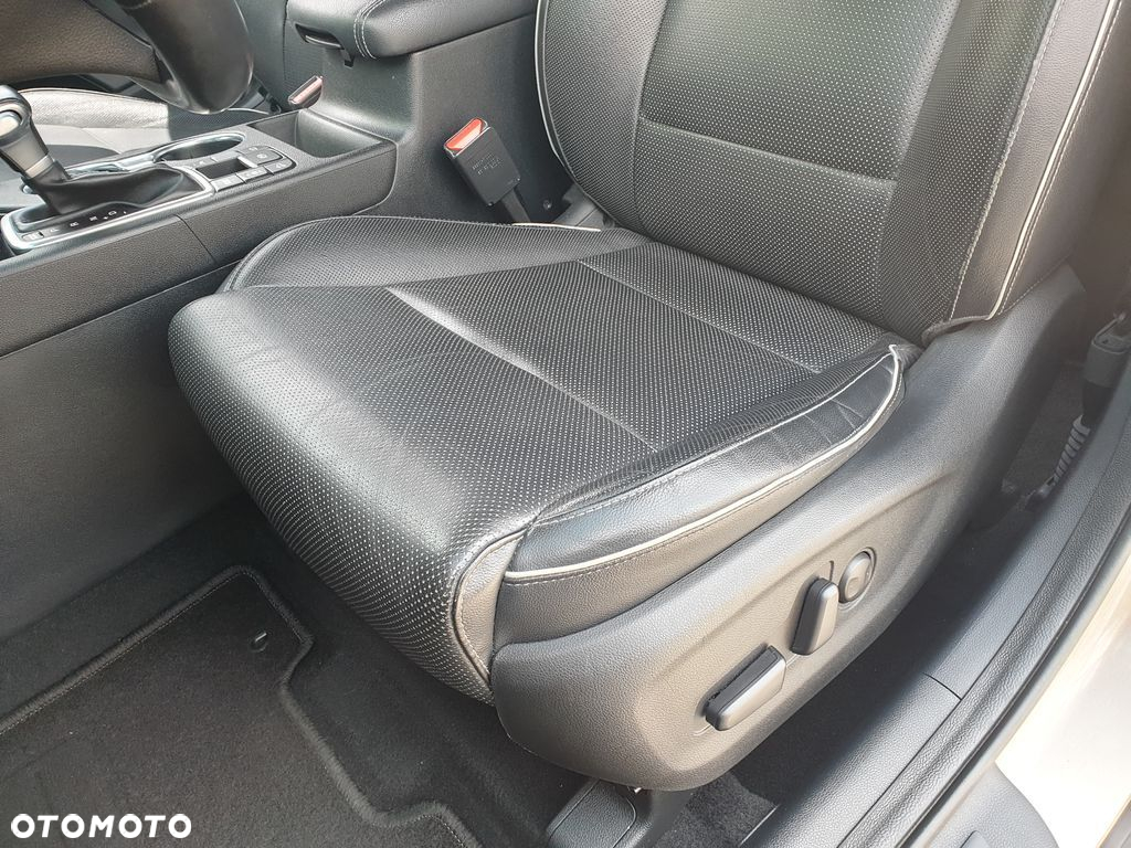 Kia Sportage 1.7 CRDI Business Line 2WD DCT - 12