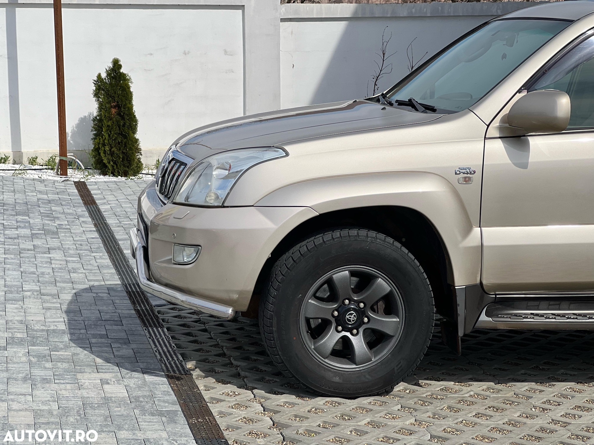 Toyota Land Cruiser 3.0 TD-4D Aut Executive - 4