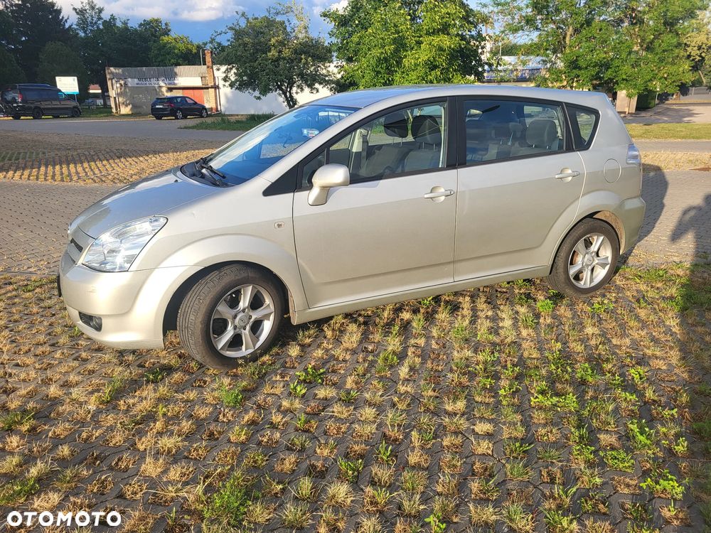 Toyota Corolla Verso 1.8 Sol 7os - 11