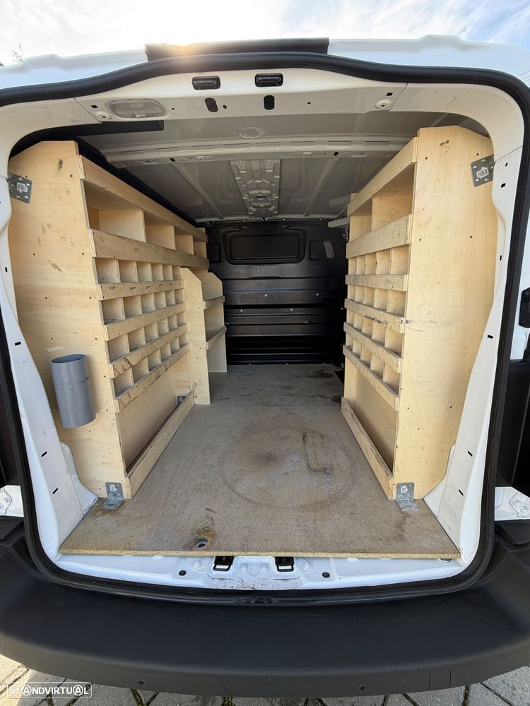 Peugeot expert blue hdi 2.0 120 cv 6 velocidades - 16