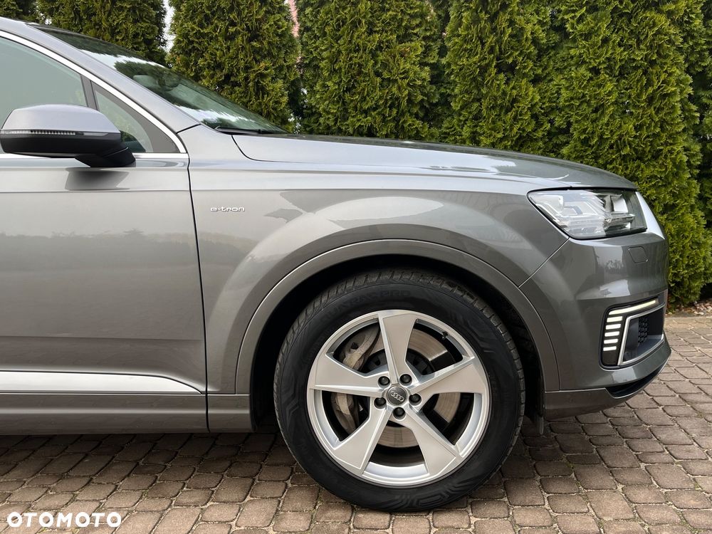 Audi Q7 - 11