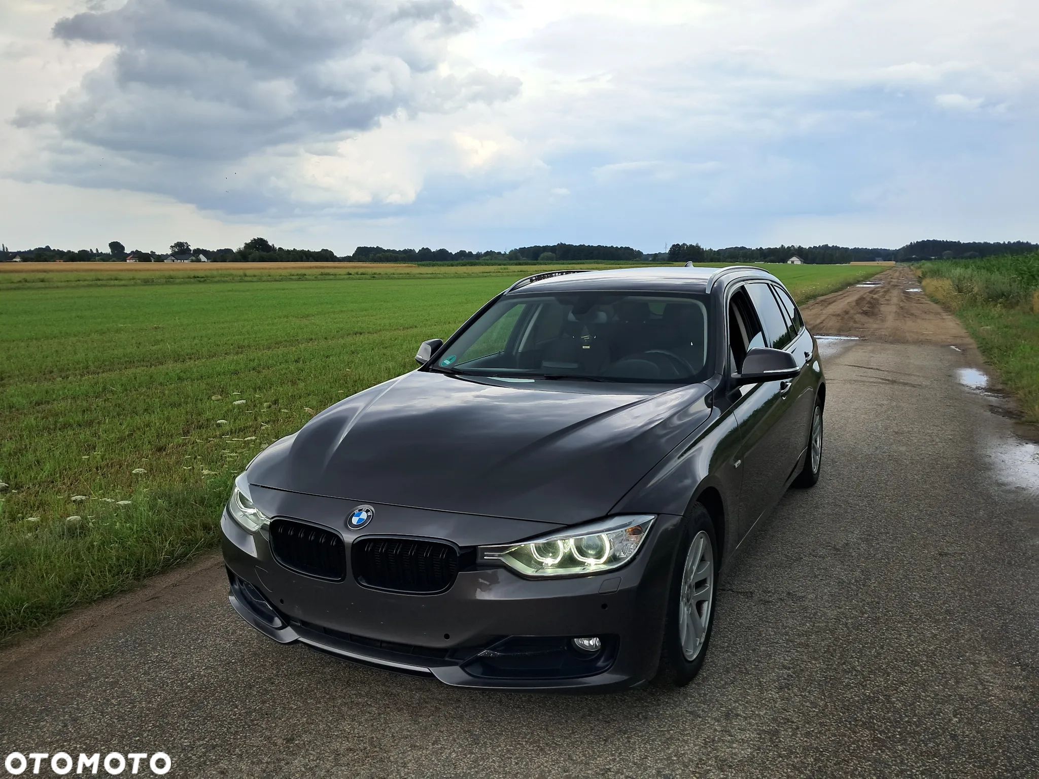 BMW Seria 3 318d Touring Modern Line - 1