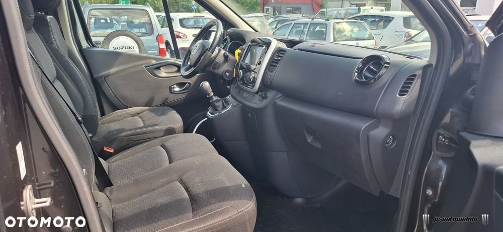 Opel Vivaro - 9
