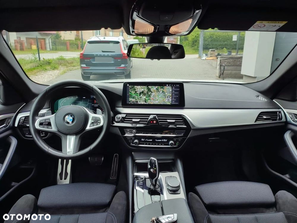 BMW Seria 5 520d Efficient Dynamics M Sport sport - 10