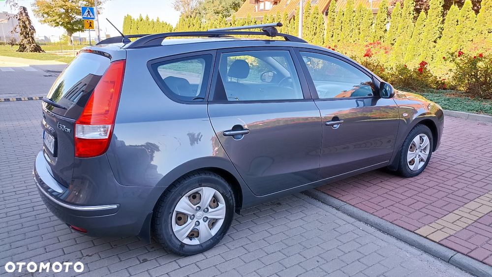 Hyundai i30 1.6 Comfort - 3