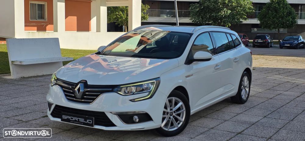 Renault Mégane Sport Tourer 1.5 dCi Bose Edition - 1