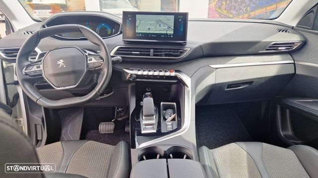 Peugeot 3008 1.6 Hybrid Allure Pack e-EAT8 - 11