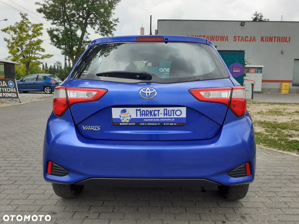 Toyota Yaris - 4