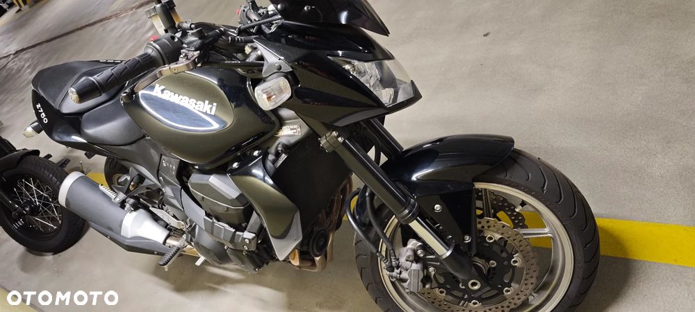 Kawasaki ZR - 3