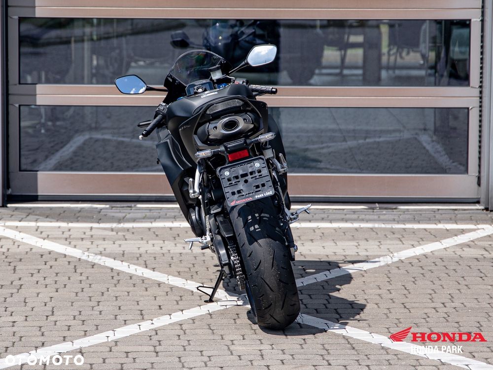 Honda CBR - 6