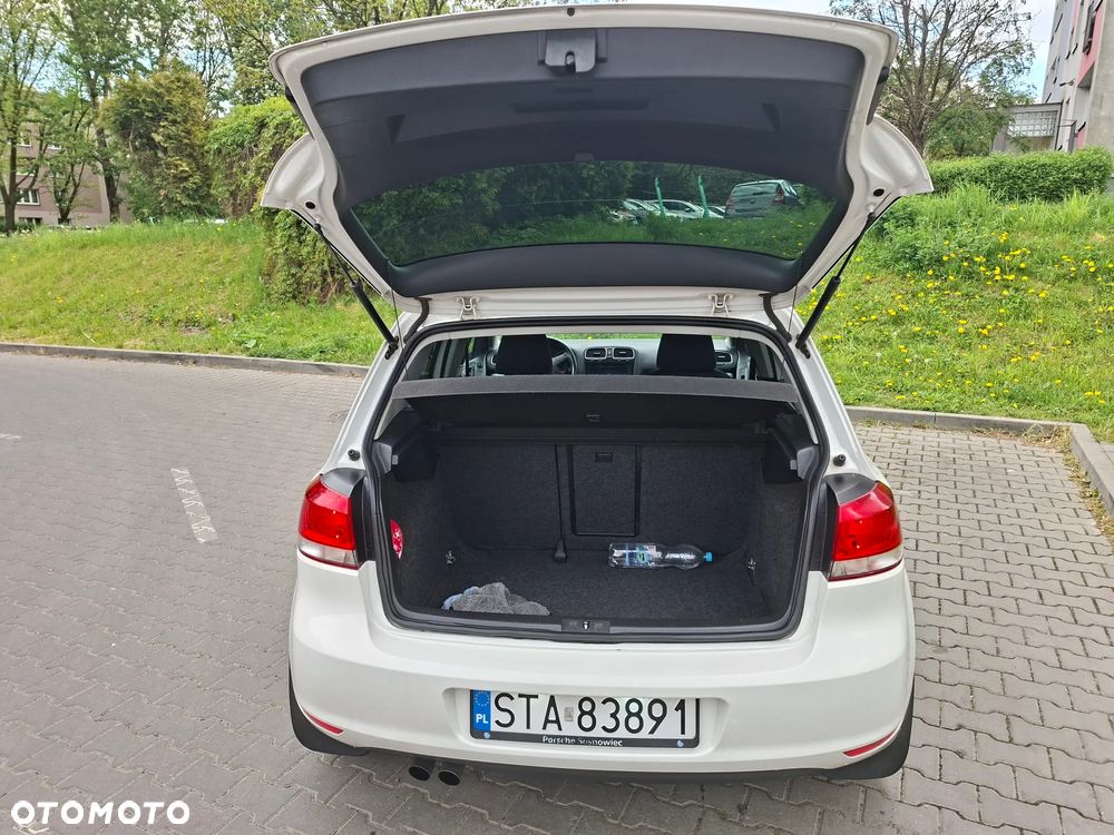 Volkswagen Golf 2.0 TDI DPF Comfortline - 16