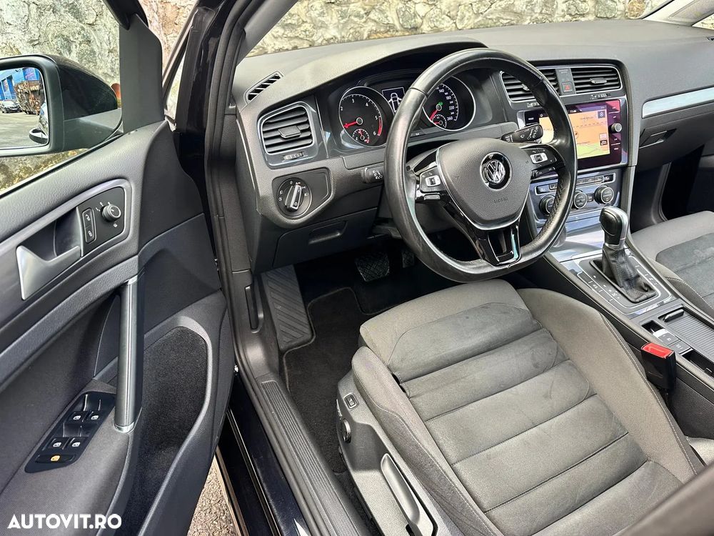 Volkswagen Golf 1.6 TDI (BlueMotion Technology) DSG Comfortline - 21