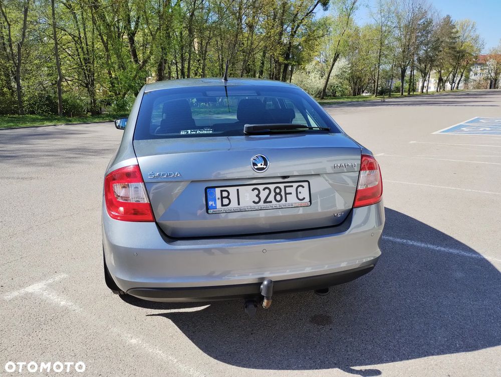 Skoda RAPID 1.2 TSI Ambition - 4