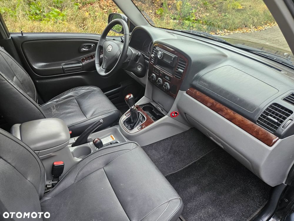 Suzuki Grand Vitara 2.0 - 20