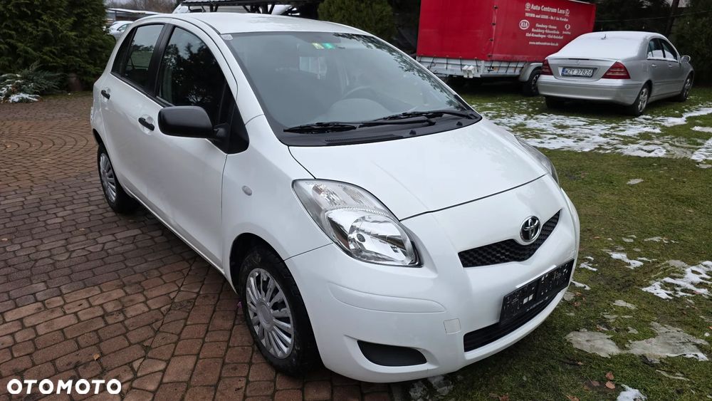 Toyota Yaris 1.0 VVT-i Cool - 10