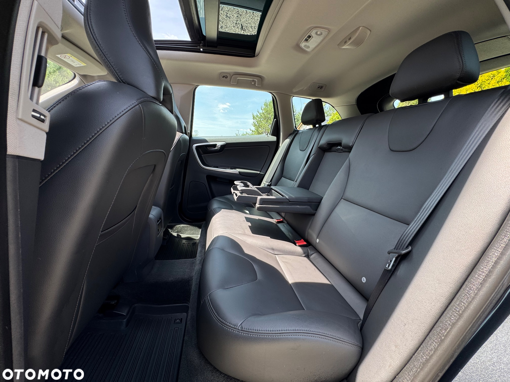 Volvo XC 60 D3 Geartronic Summum - 21