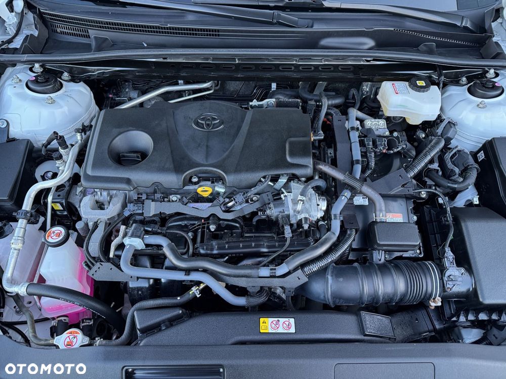 Toyota Camry 2.5 Hybrid Comfort CVT - 30