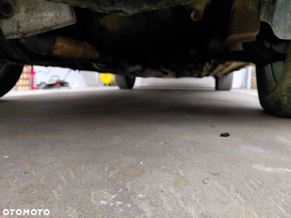 Alfa Romeo 156 2.5 V6 - 11