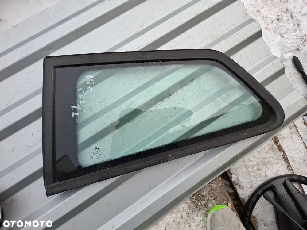 SZYBA LEWA TYLNA TYŁ KAROSERYJNA KIA PRO CEED I 1 07- 3D 2008r. - 1