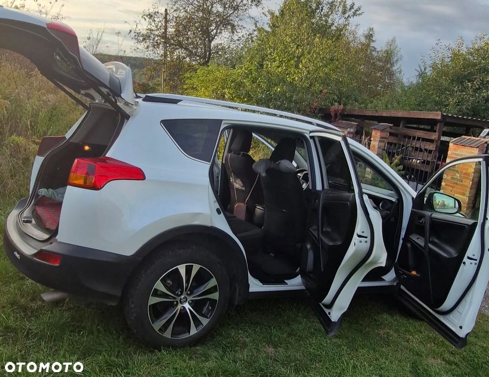 Toyota RAV4 - 18