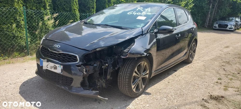 Kia Ceed 1.6 CRDi 136 ISG GT Line - 3