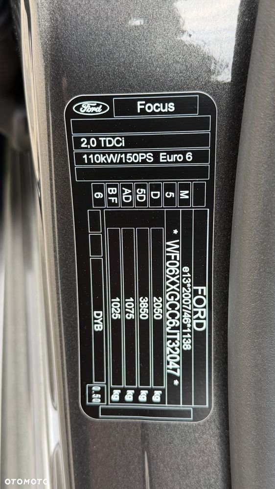 Ford Focus - 38