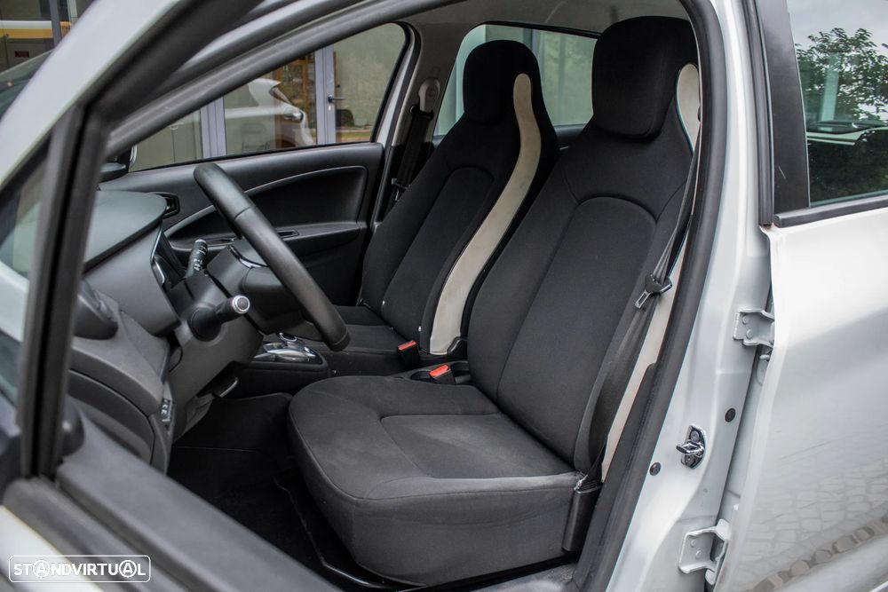 Renault Zoe (c/ Bateria) E-Tech EV50 Equilibre - 24