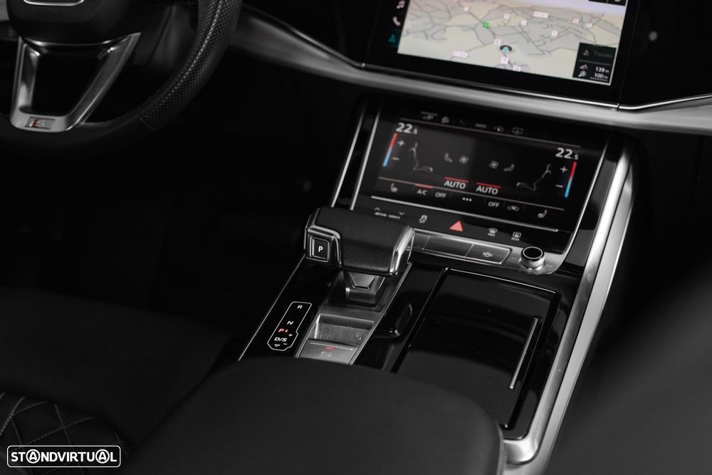 Audi Q7 55 TFSIe quattro S line Tiptronic - 35