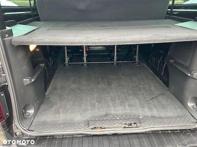 Renault Trafic Grand 2.0 dCi EDC - 10