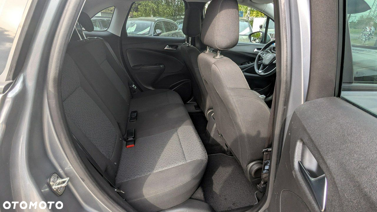 Opel Crossland X - 15
