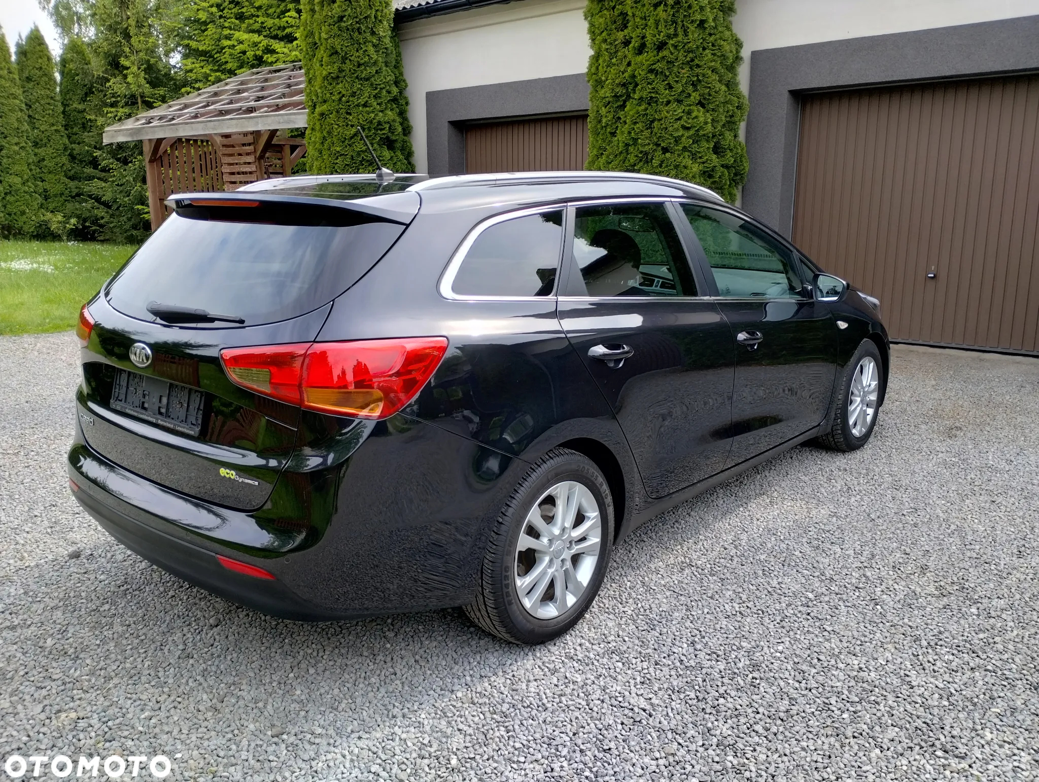 Kia Ceed 1.6 CRDi 128 ISG SW Spirit - 14