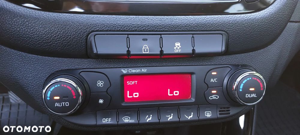 Kia Ceed 1.6 CRDi L - 11