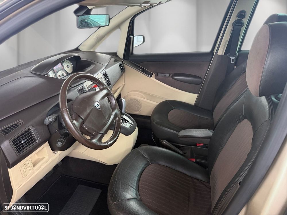 Lancia Musa 1.3 16V M-jet DFN Platino - 8