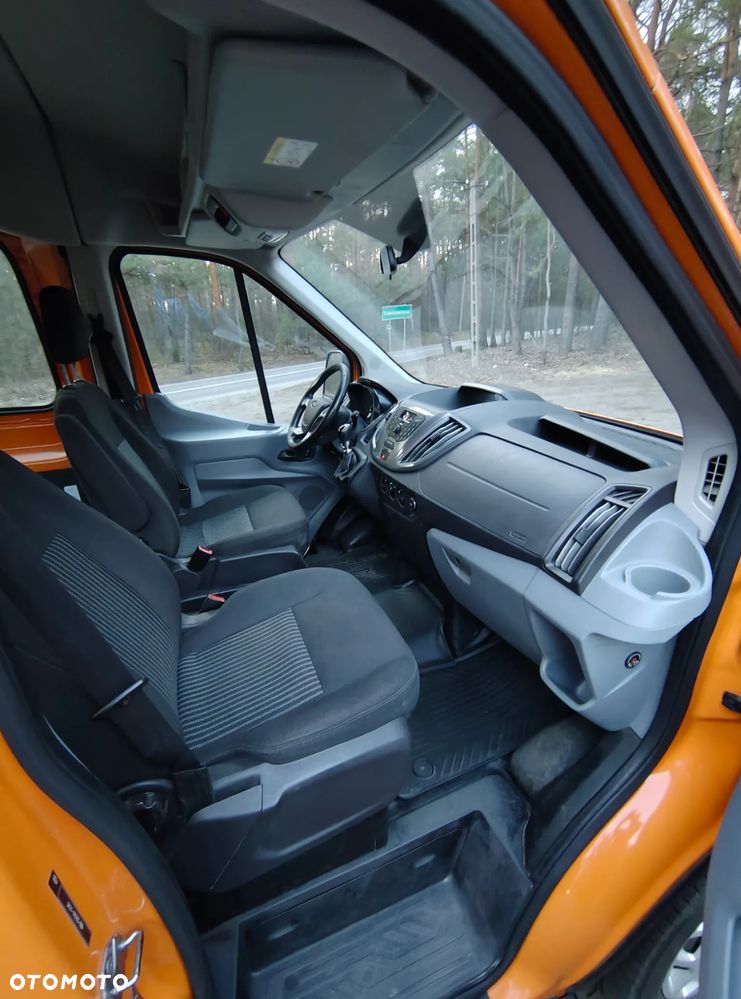 Ford Transit - 11