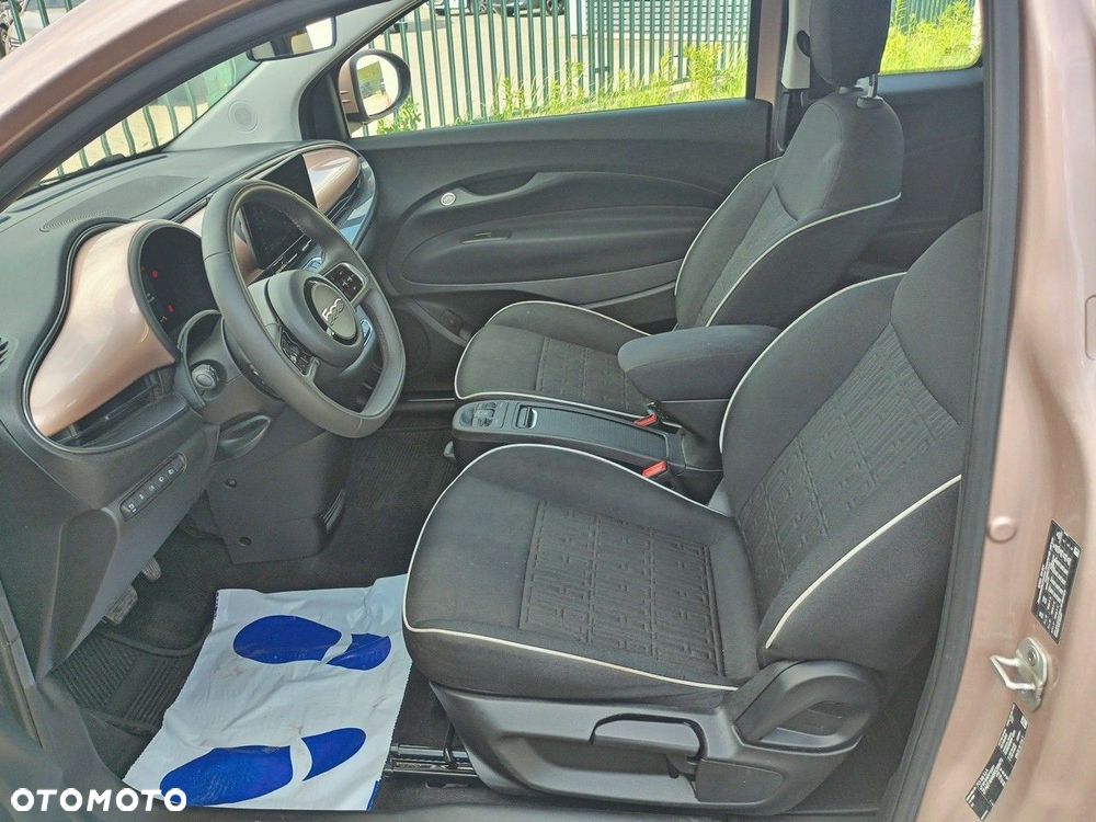 Fiat 500e - 10