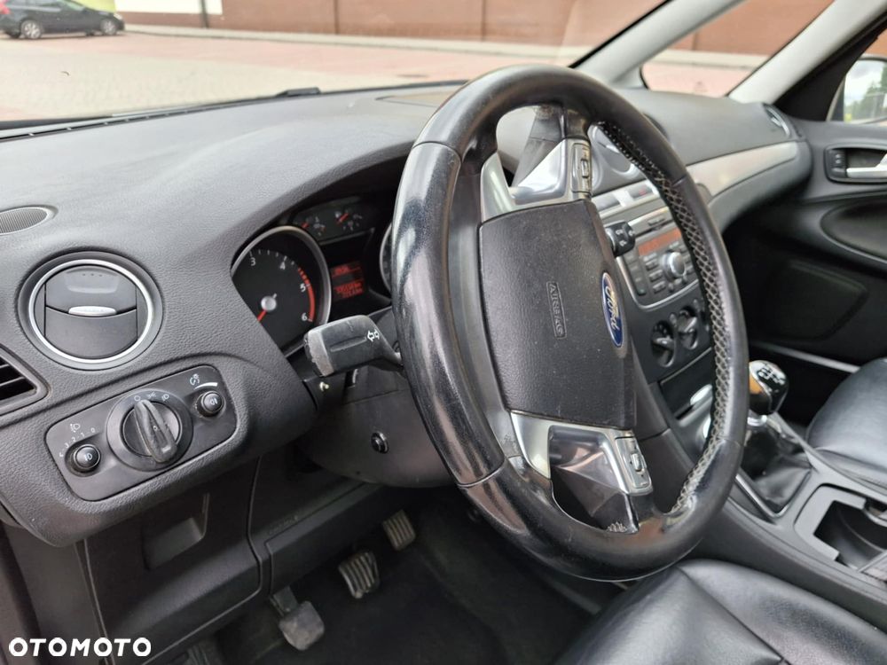 Ford Galaxy 1.6 TDCi DPF Start-Stop Trend - 11