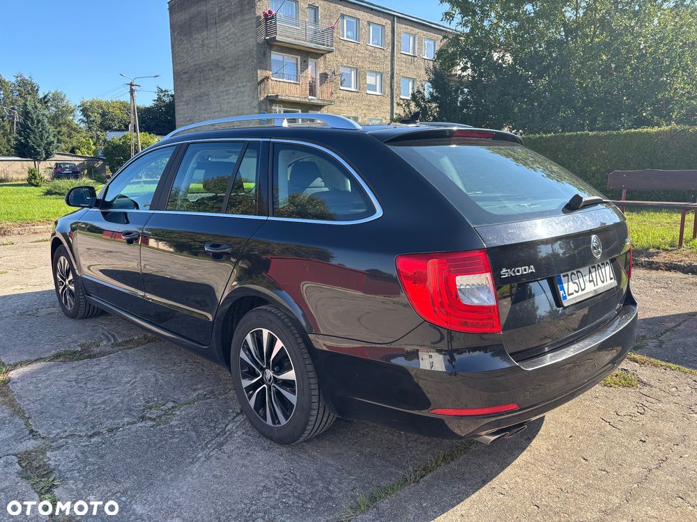Skoda Superb 2.0 TDI Elegance - 3