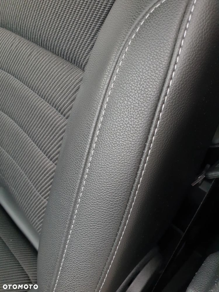 Ford Kuga 2.0 TDCi 4x4 Titanium - 26