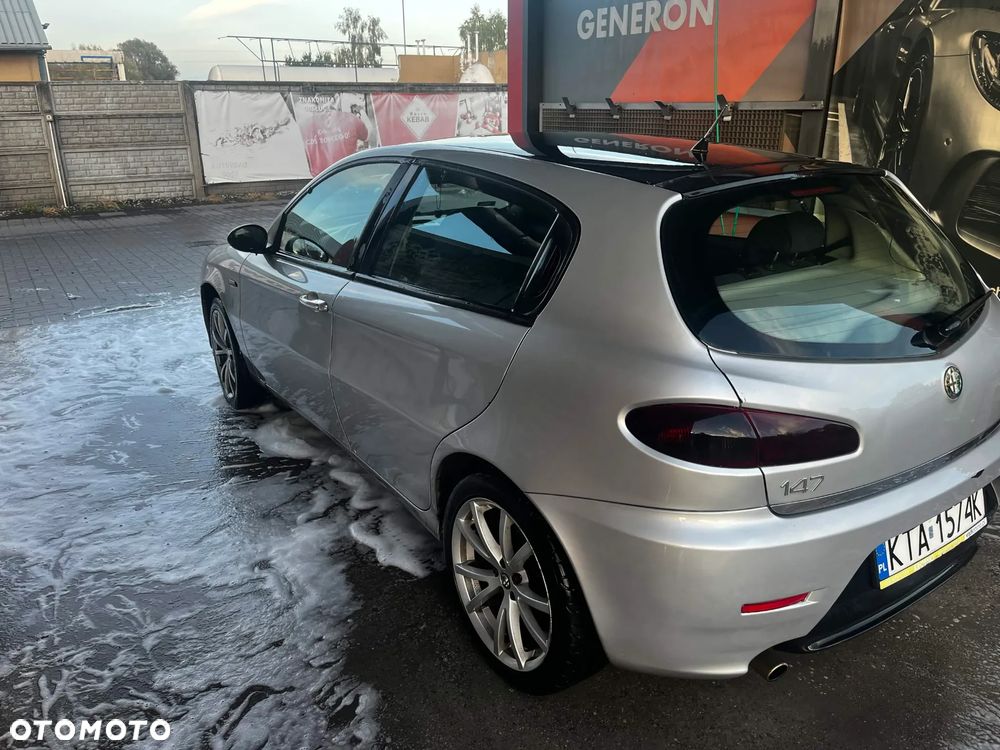 Alfa Romeo 147 - 4