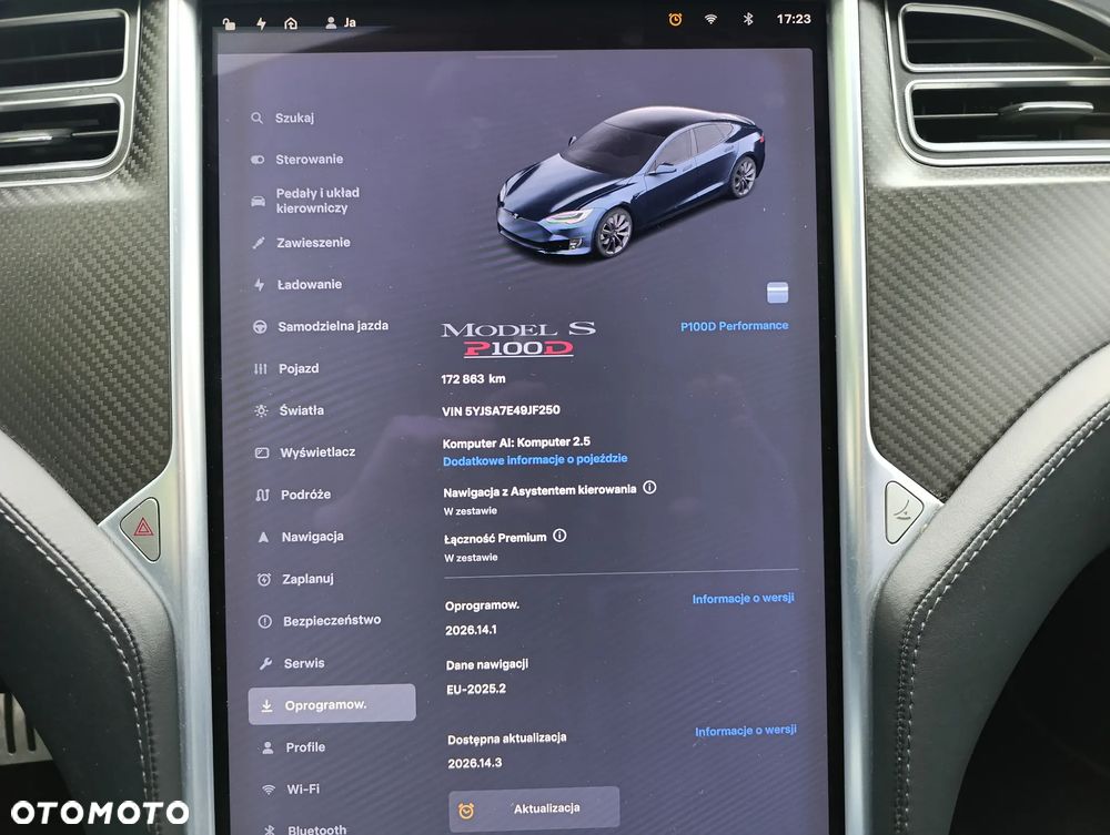 Tesla Model S - 8