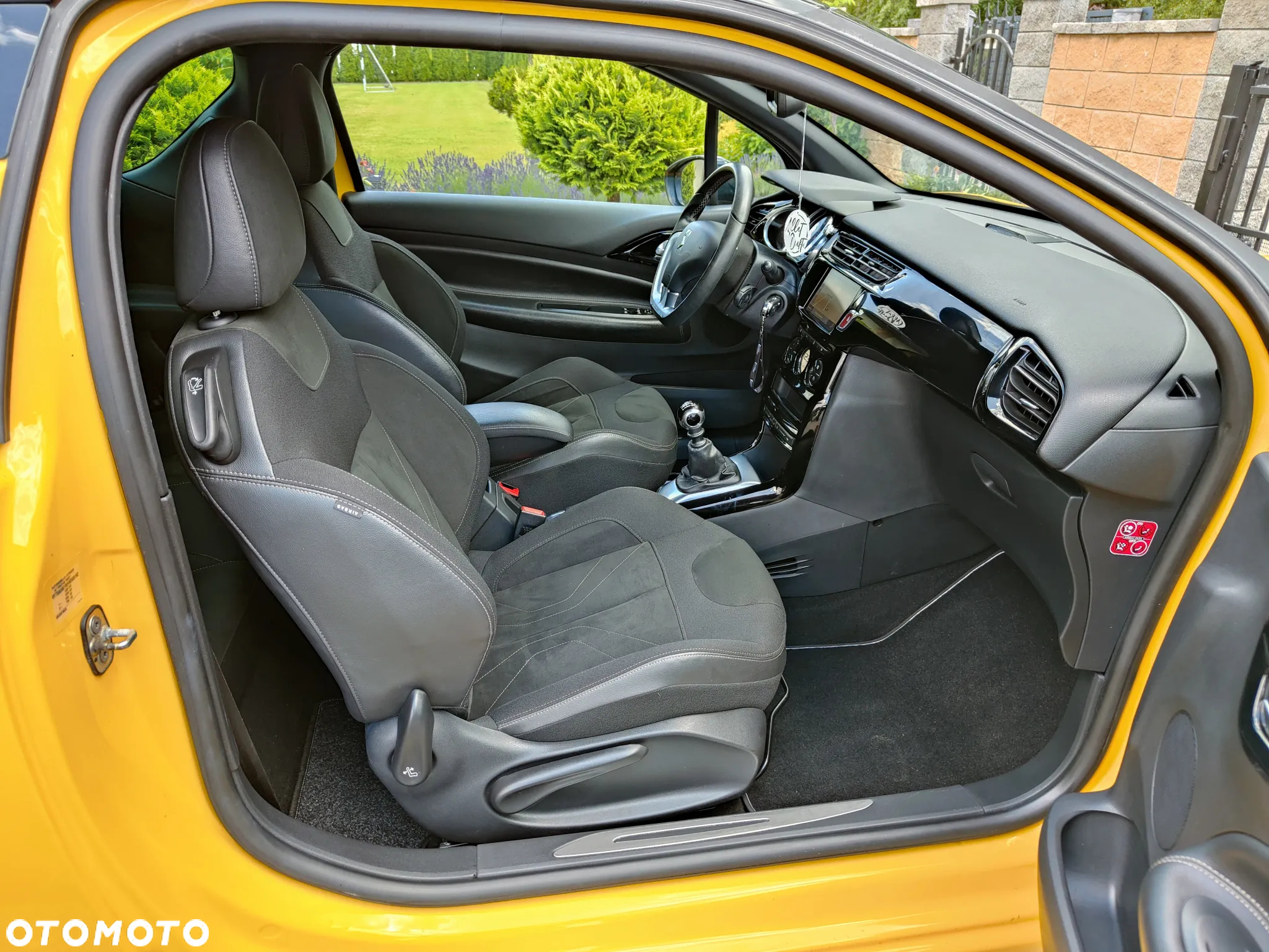 Citroën DS3 PureTech 130 Start & Stop SportChic - 14