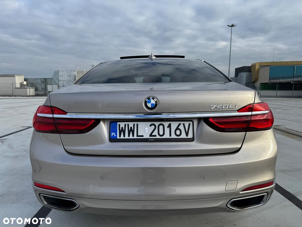 BMW Seria 7 740Li - 3