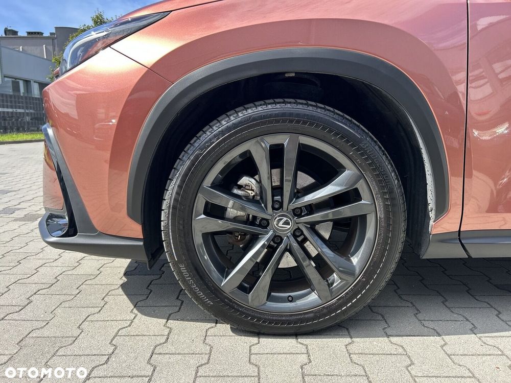 Lexus NX 350h Prestige 2WD - 9