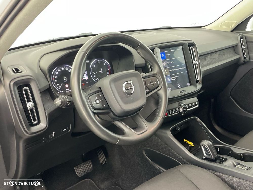 Volvo XC 40 2.0 D3 Momentum Plus Geartronic - 15